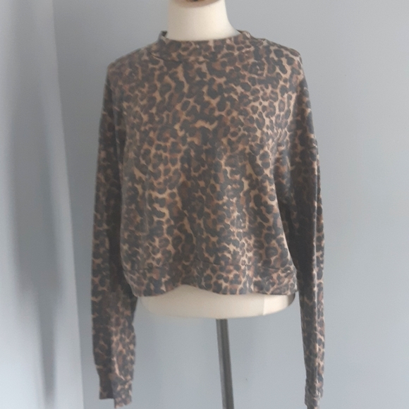 Queen Bees Women's long Sleeves Crop top Size L - Picture 1 of 8